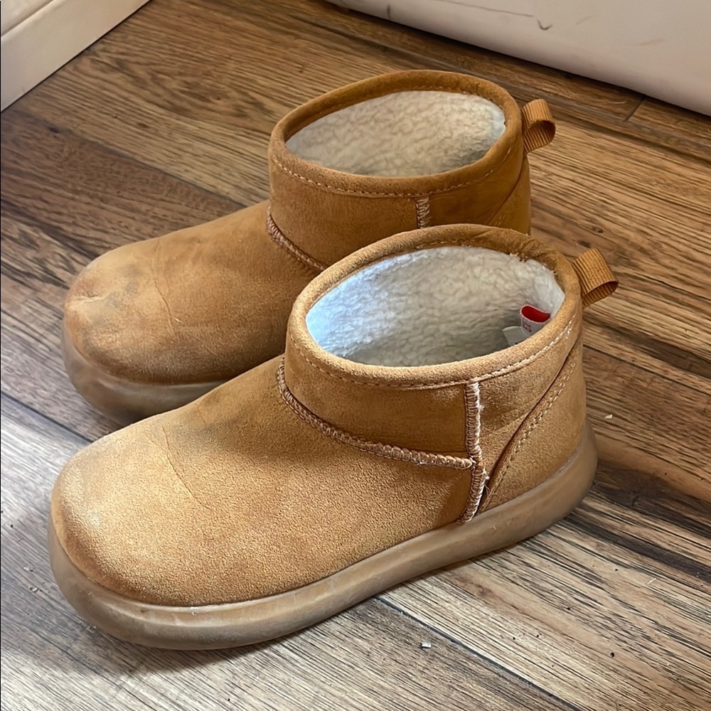 Joe Fresh Tan Ankle Boots Suede-Like Minimalist Design​ 💗​